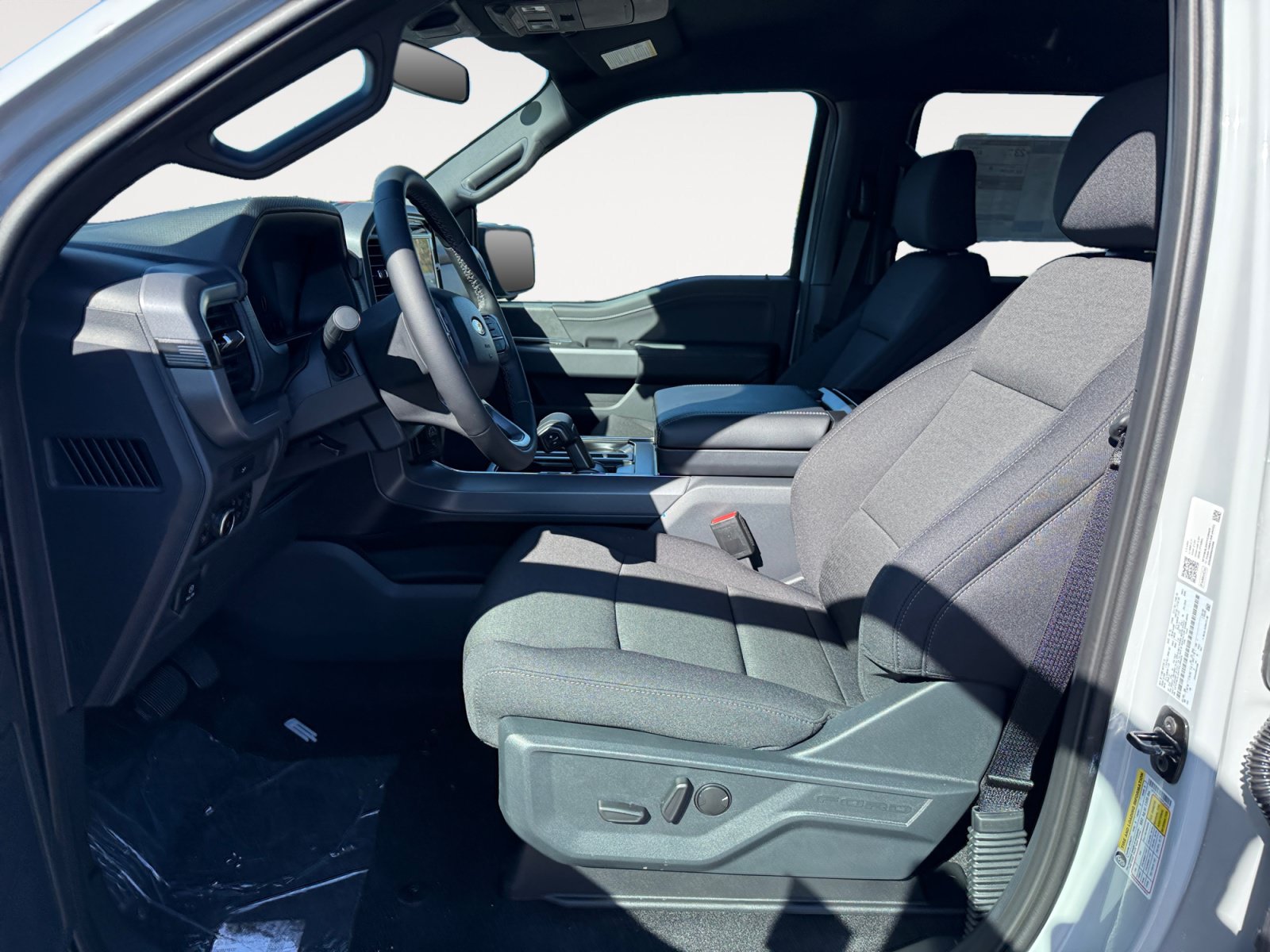 New 2026 Ford F150 XLT w/ Equipment Group 302A MID AWD/4WD image 10