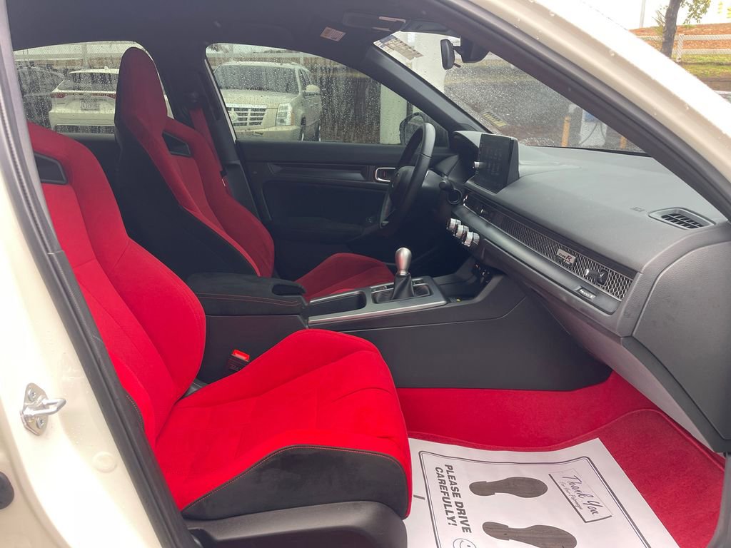 Used 2025 Honda Civic Type R image 13
