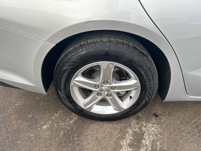 Used 2022 Chevrolet Malibu LT image 38