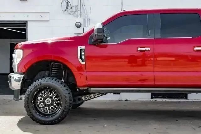 Used 2017 Ford F250 Platinum w/ Platinum Ultimate Package AWD/4WD image 17