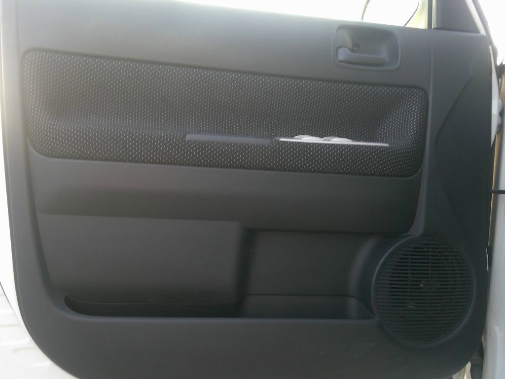 Used 2005 Scion xB Base image 12