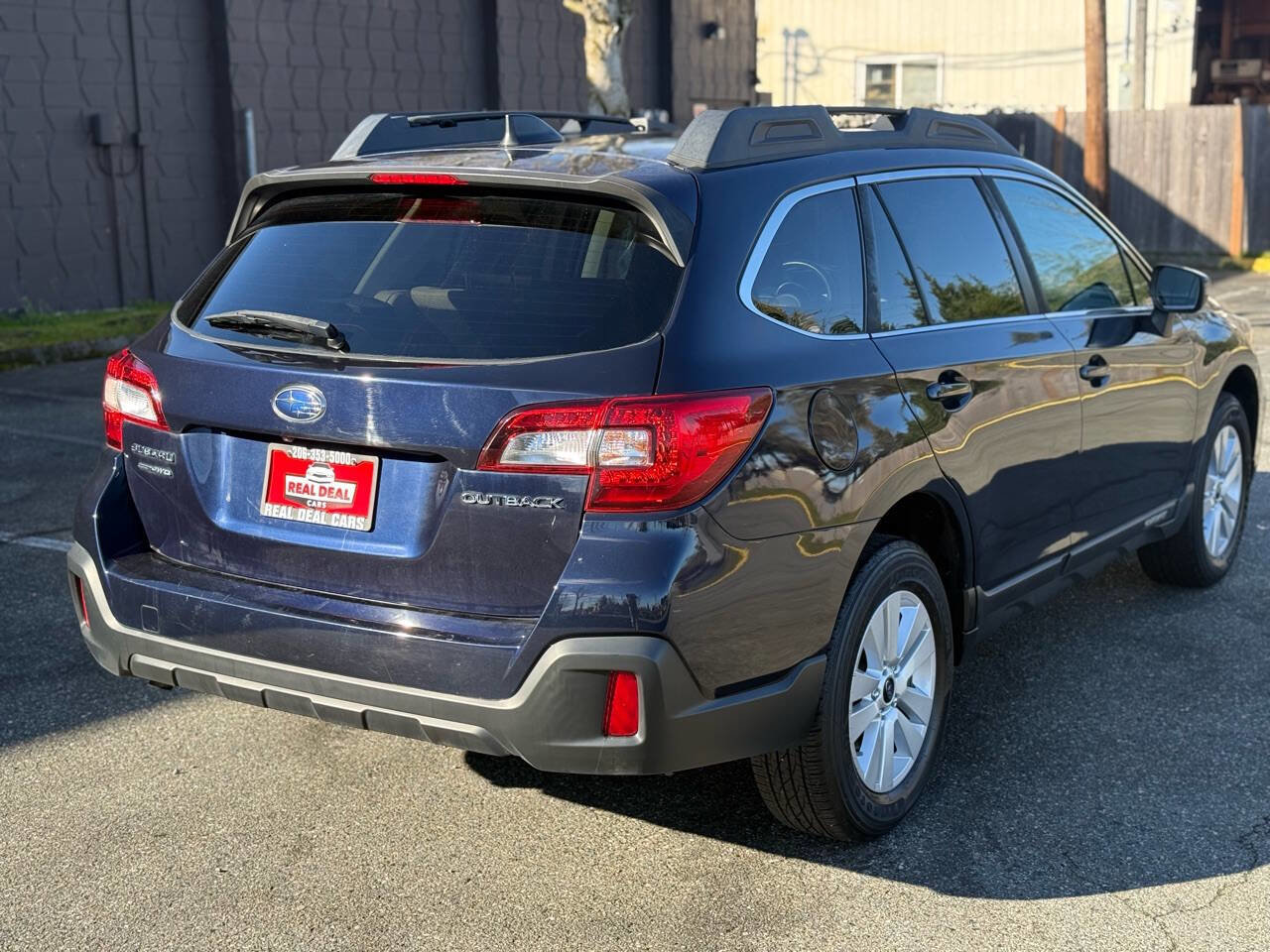 Used 2018 Subaru Outback 2.5i Premium image 26