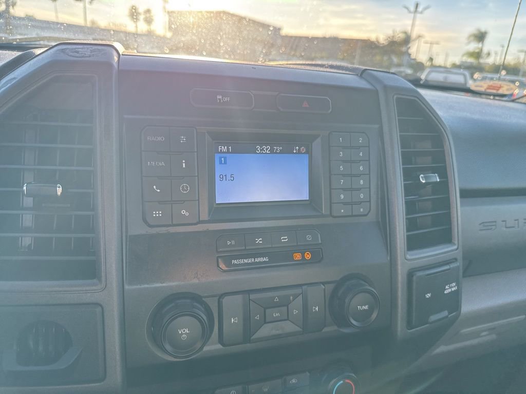 Used 2020 Ford F350 XL w/ Power Equipment Group image 13