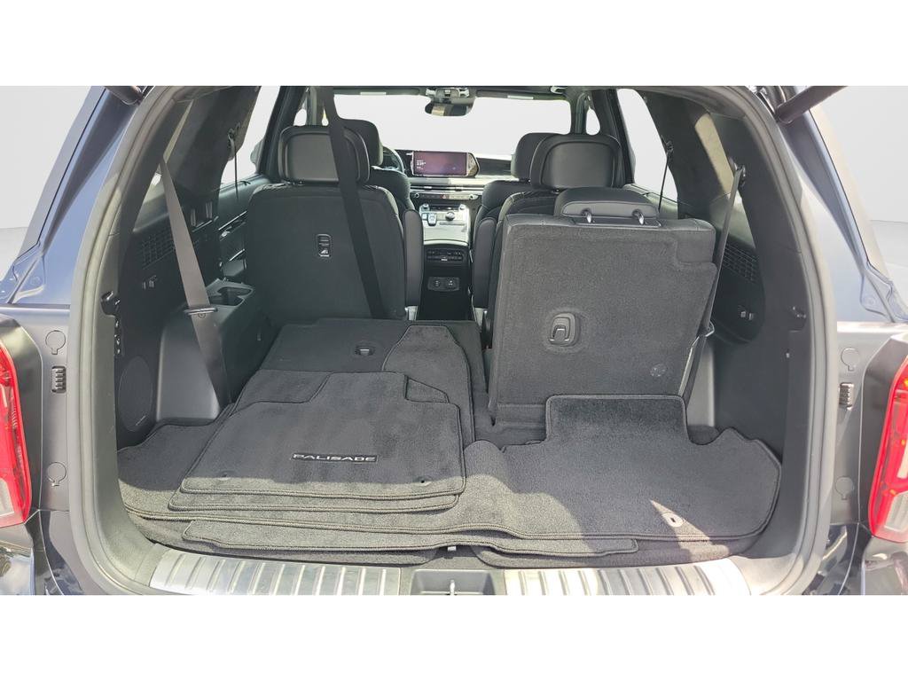 Certified 2023 Hyundai Palisade Calligraphy FWD image 9