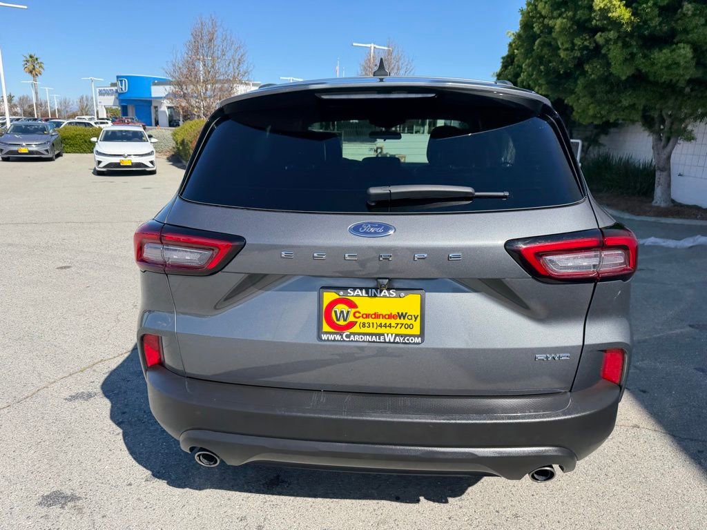 Used 2025 Ford Escape ST-Line image 5