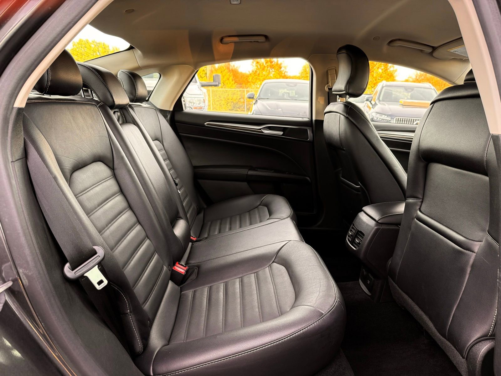 Used 2018 Ford Fusion Energi SE image 22