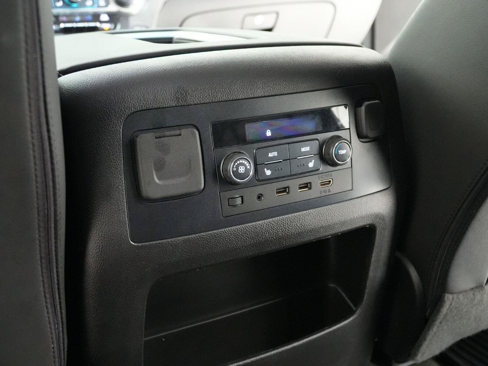Used 2019 Chevrolet Tahoe LT RWD image 12