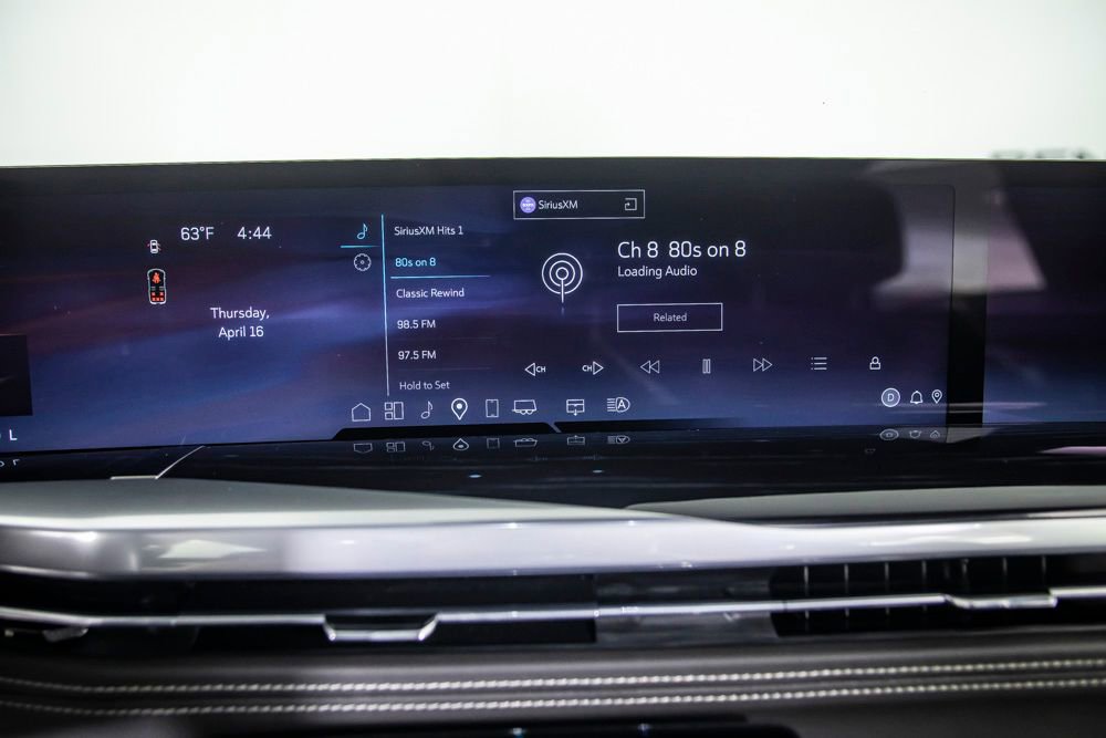 Used 2025 Cadillac Escalade Sport w/ LPO, ONYX Package AWD/4WD image 33