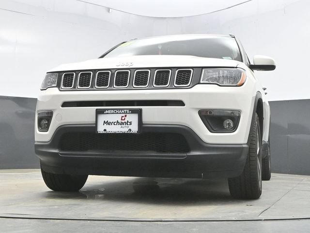 Used 2018 Jeep Compass Latitude w/ Popular Equipment Group AWD/4WD image 49