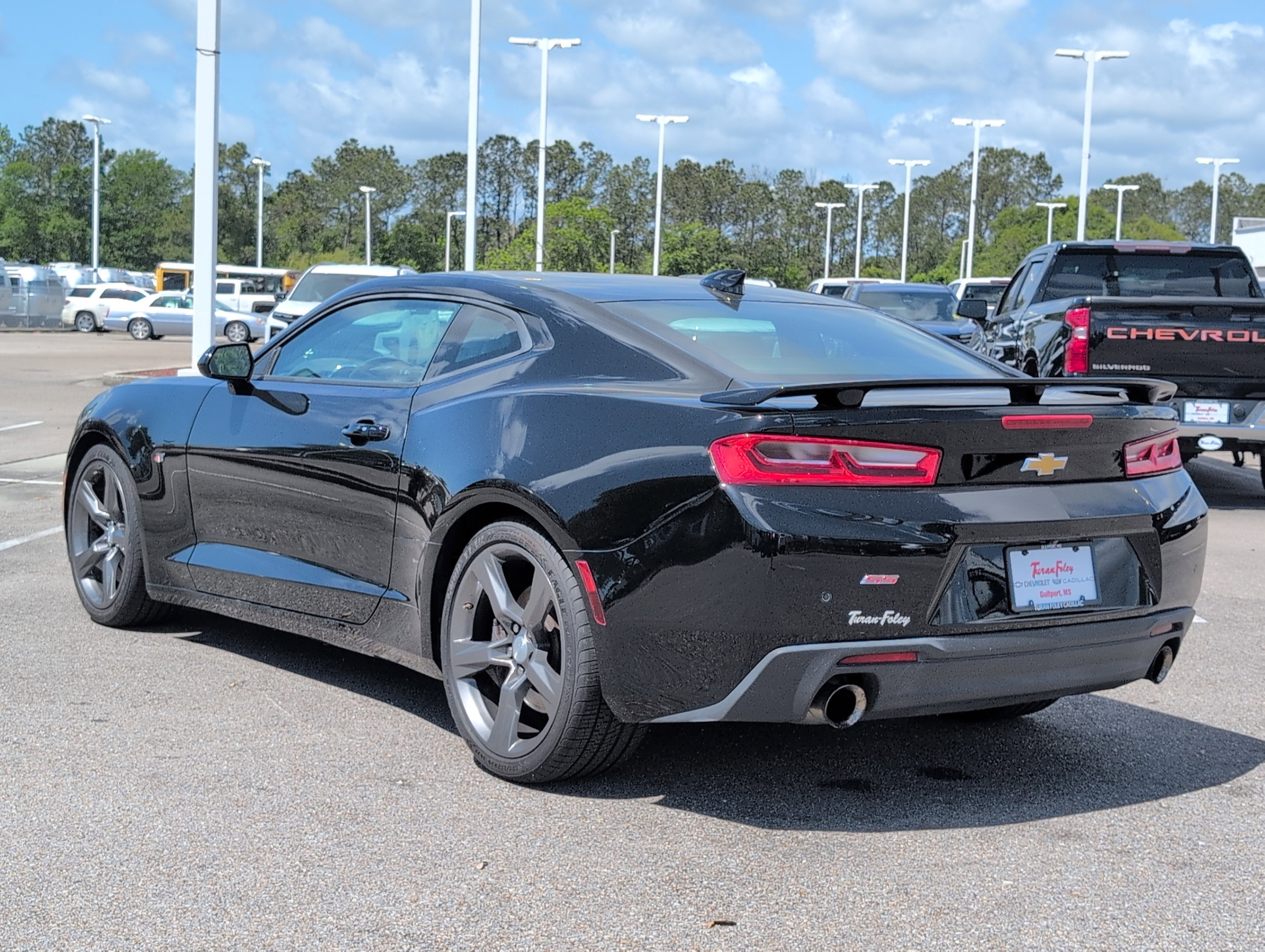 Used 2017 Chevrolet Camaro SS image 4