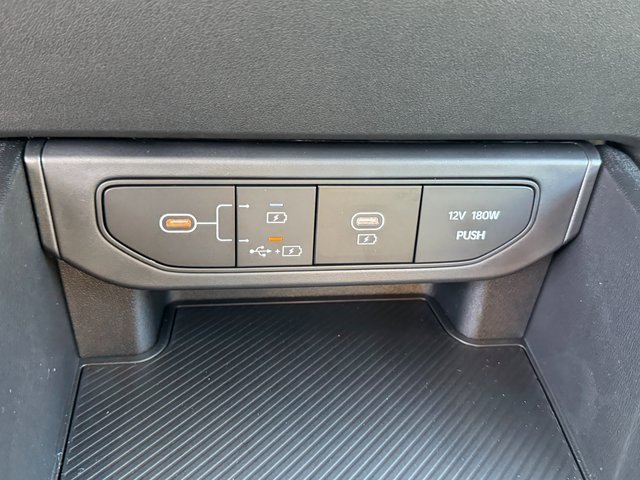 New 2025 Kia K4 LXS image 19