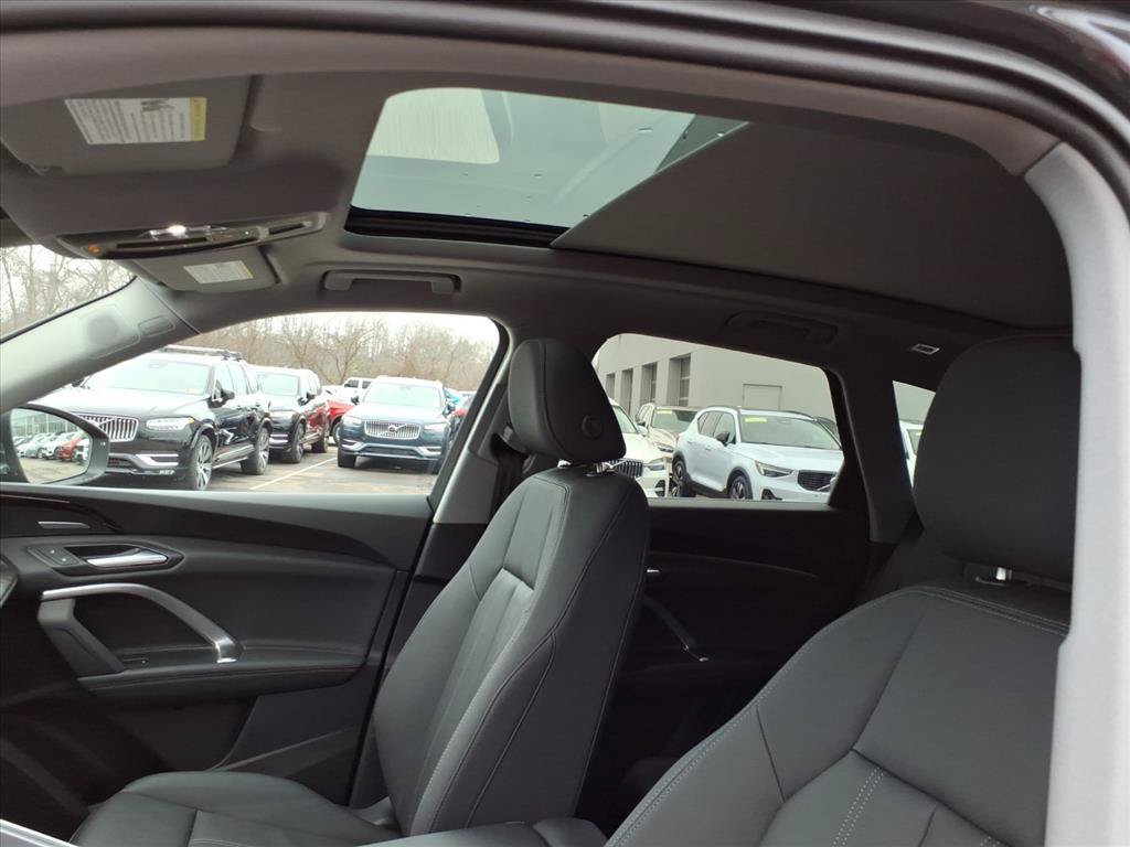 New 2025 Audi Q5 Premium Plus AWD/4WD image 11