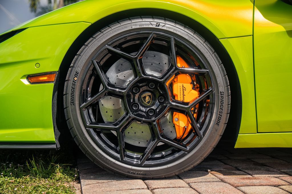Used 2026 Lamborghini Temerario AWD/4WD image 15