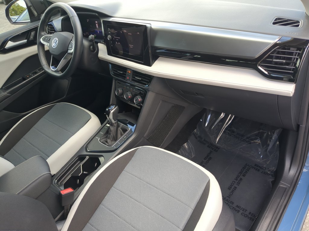 Certified 2026 Volkswagen Taos S FWD image 10