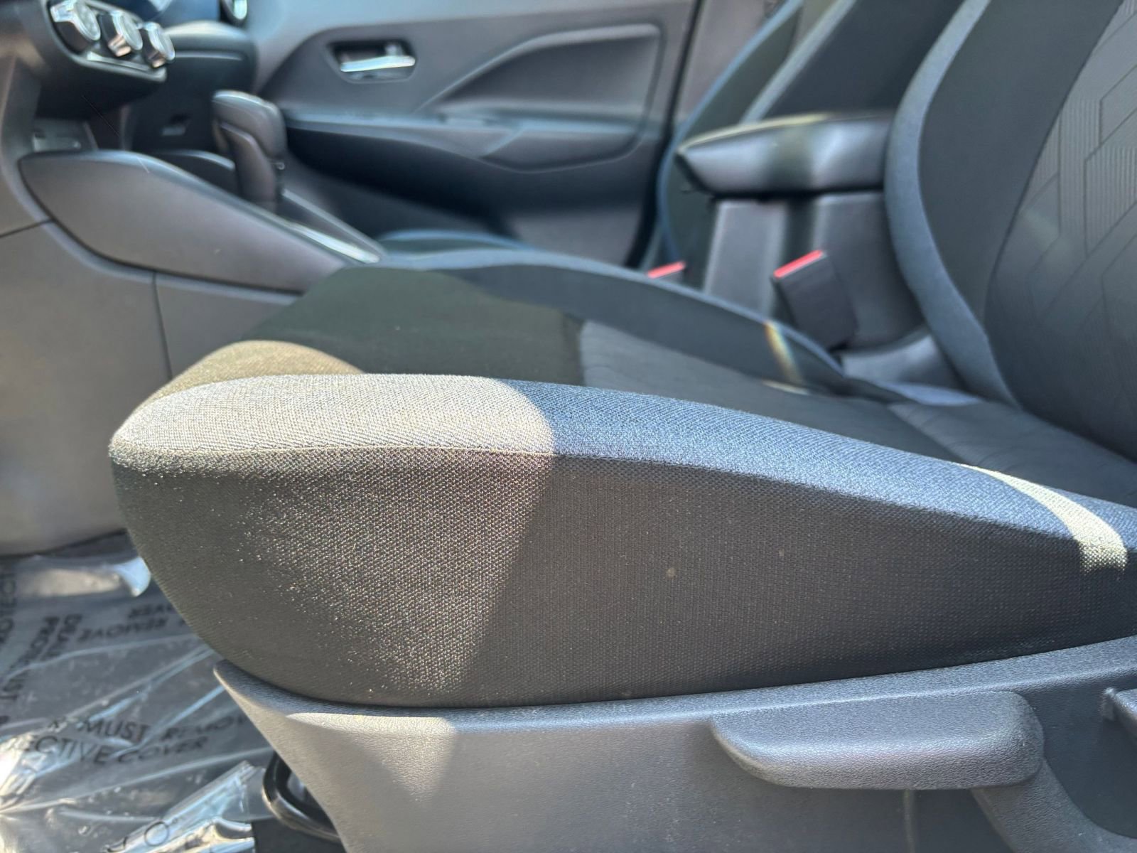 Used 2025 Nissan Versa SV w/ Trunk Package image 27