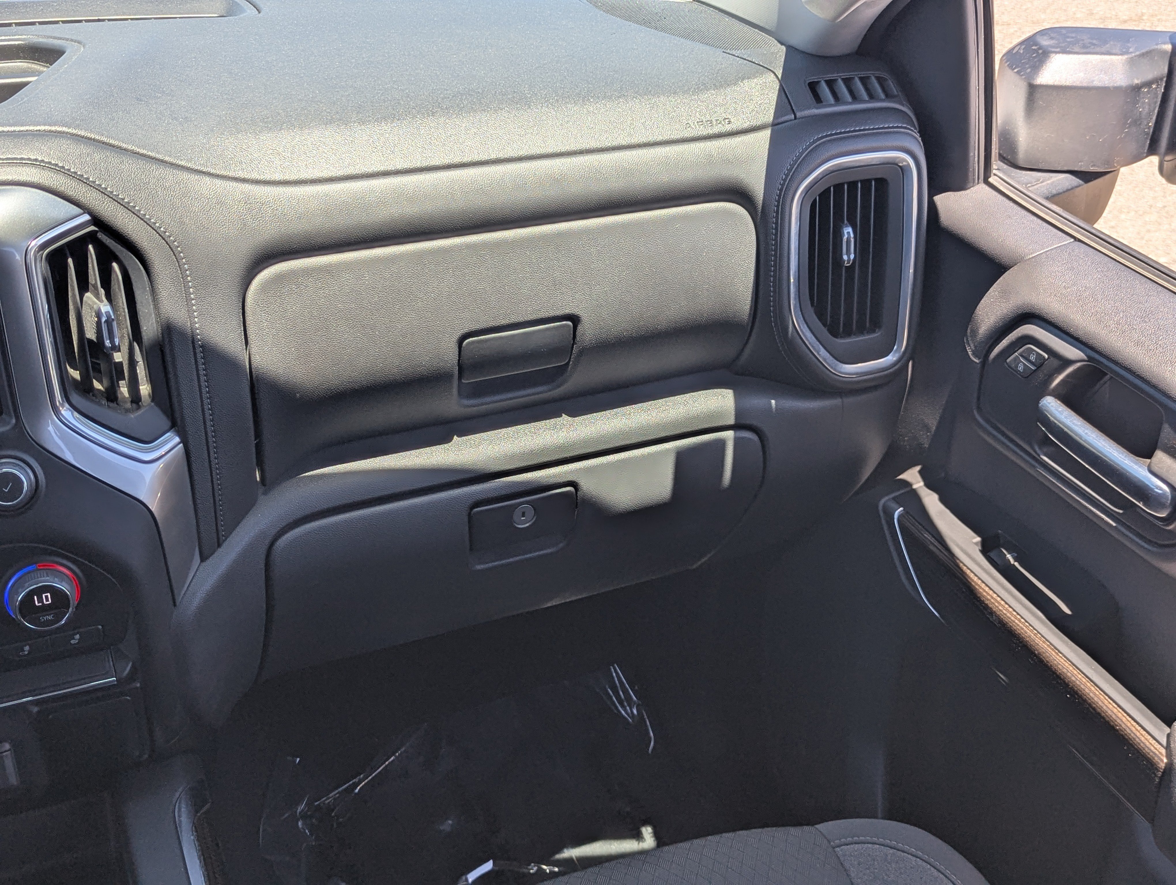 Used 2021 Chevrolet Silverado 1500 LT Trail Boss w/ Bed Protection Package AWD/4WD image 16