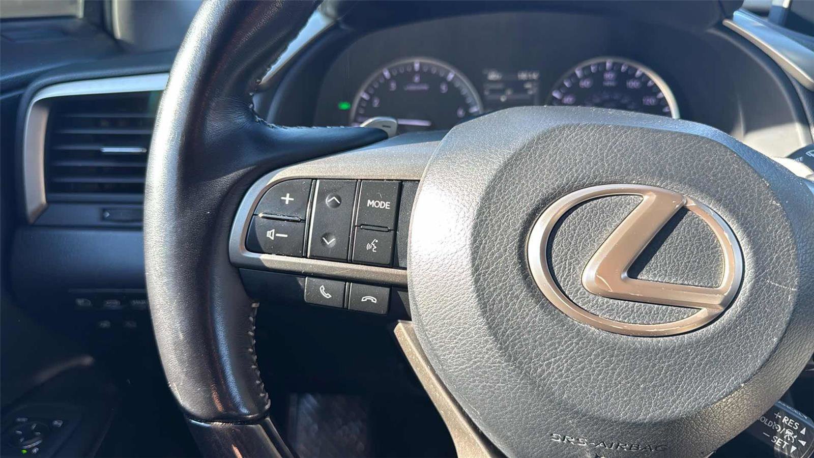 Used 2021 Lexus RX 350L Luxury w/ Accessory Package image 18