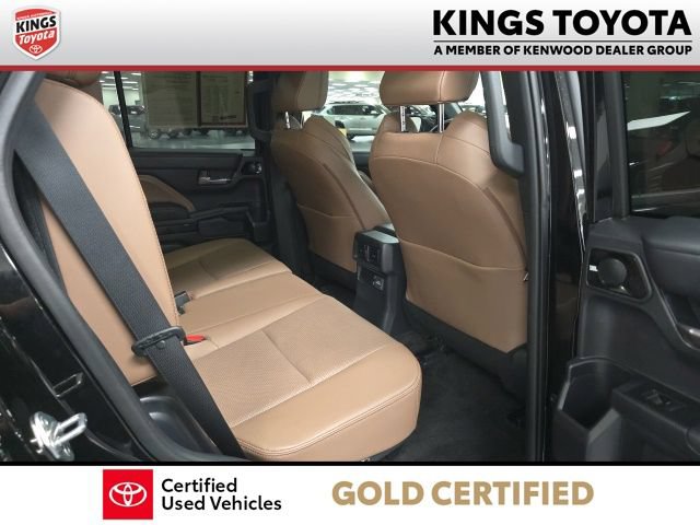 Certified 2025 Toyota 4Runner Limited AWD/4WD image 11