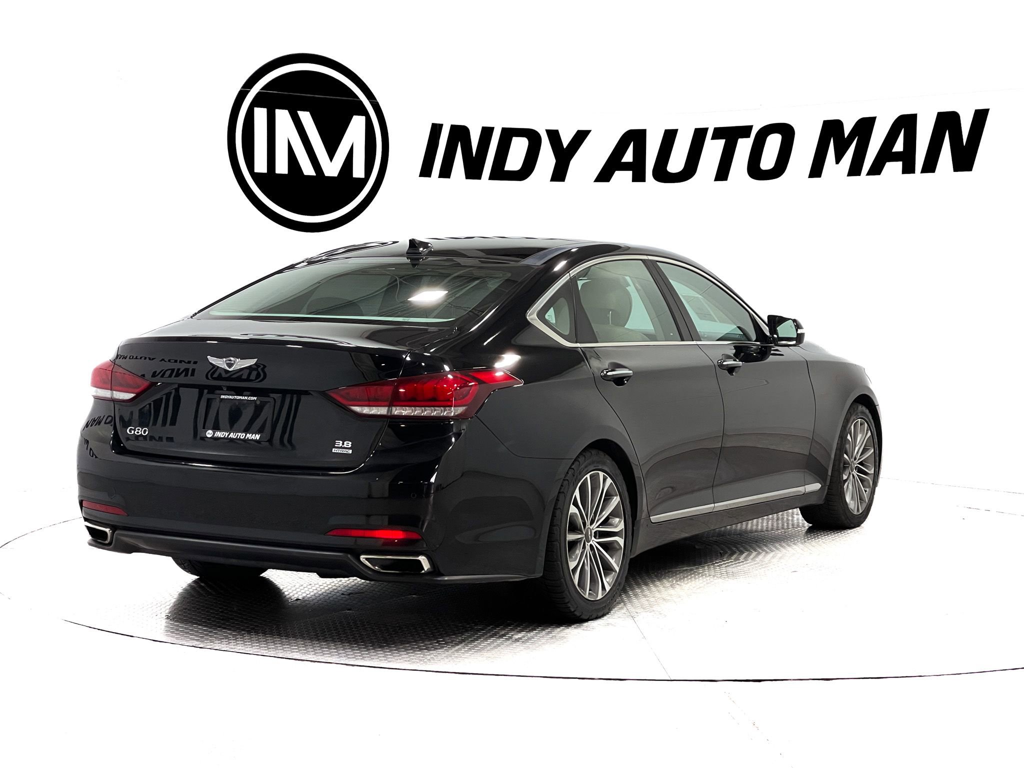 Used 2017 Genesis G80 3.8 w/ Option Group 03 image 4