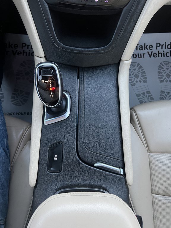 Used 2018 Cadillac XT5 Luxury image 20