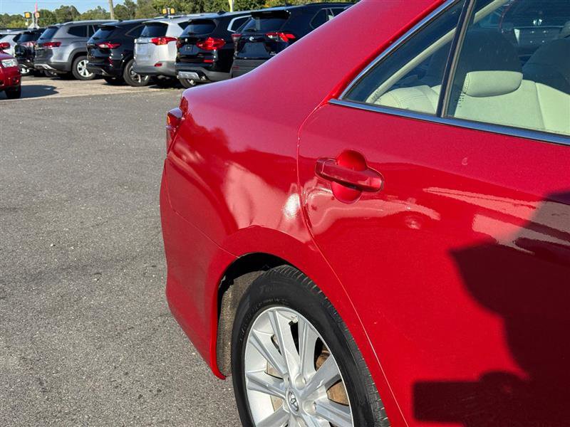 Used 2012 Toyota Camry XLE image 23
