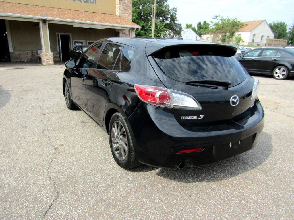 Used 2012 MAZDA MAZDA3 i Touring FWD image 15