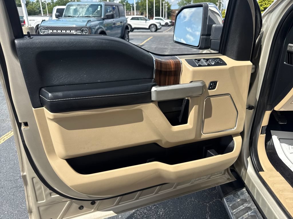 Used 2017 Ford F150 Lariat w/ Equipment Group 502A Luxury AWD/4WD image 23