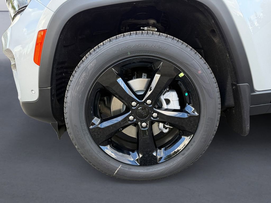 New 2025 Jeep Grand Cherokee Limited image 10