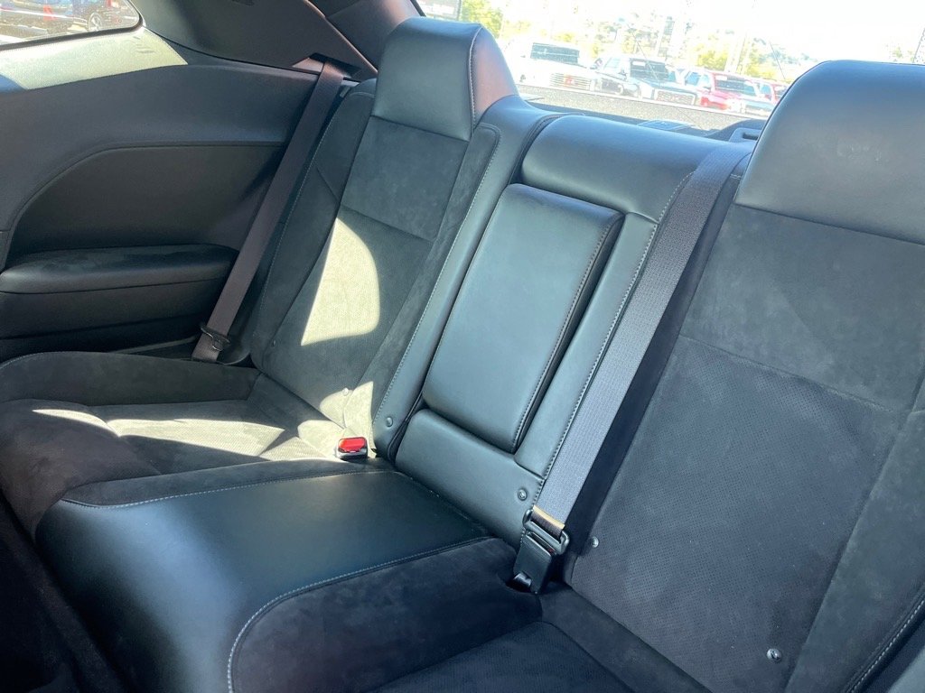 Used 2022 Dodge Challenger R/T w/ Plus Package image 6