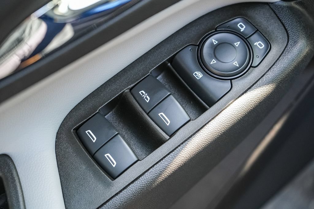 Used 2023 Chevrolet Equinox LT FWD image 22