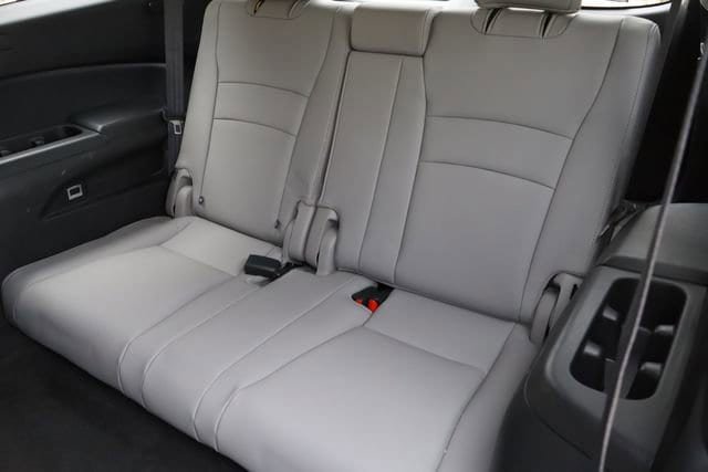 Used 2017 Honda Pilot Touring image 7