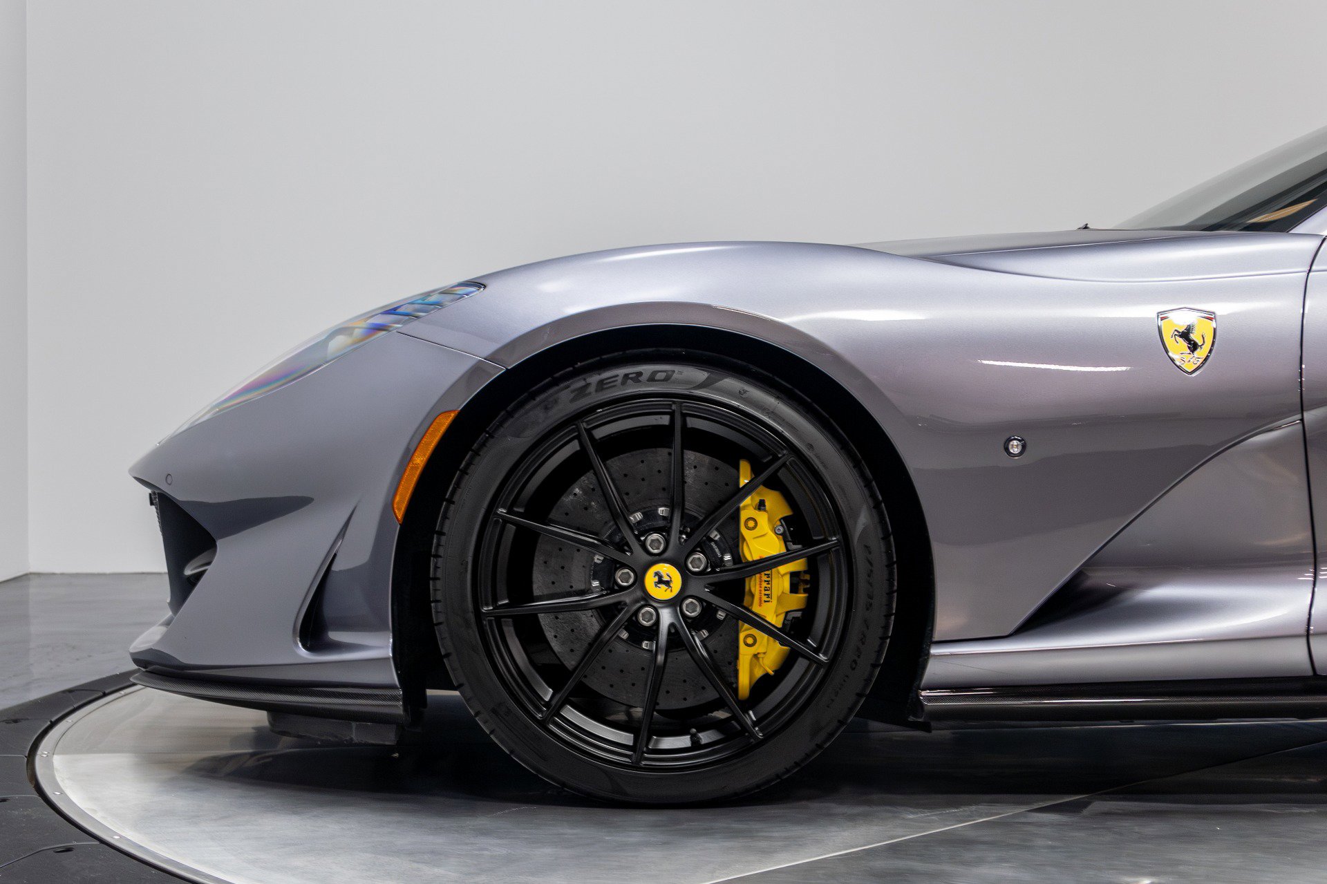 Used 2021 Ferrari 812 GTS image 31