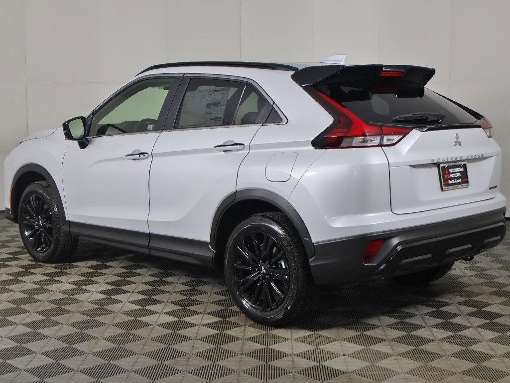 New 2026 Mitsubishi Eclipse Cross SEL image 9