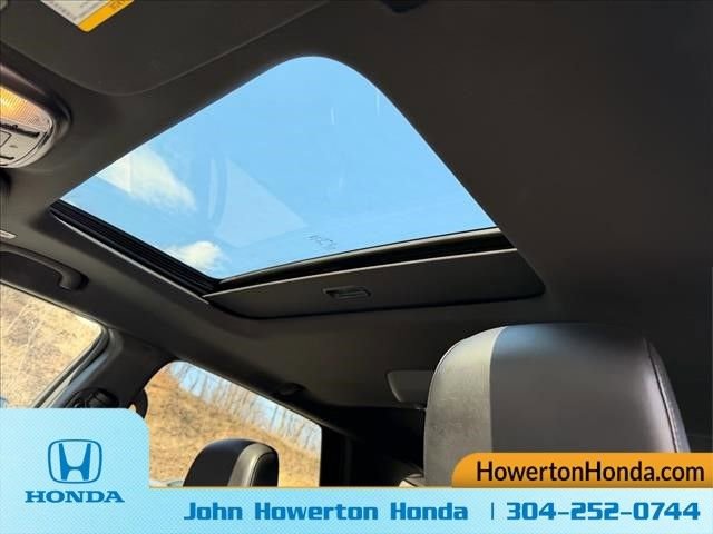 Used 2025 Dodge Durango R/T image 16