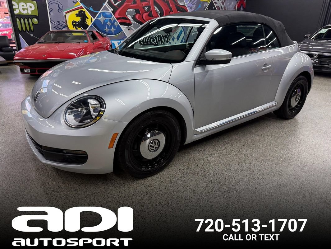 Used 2016 Volkswagen Beetle 1.8T SE FWD image 1