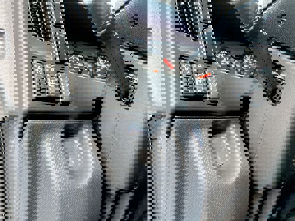 New 2025 Chevrolet Low Cab Forward image 7