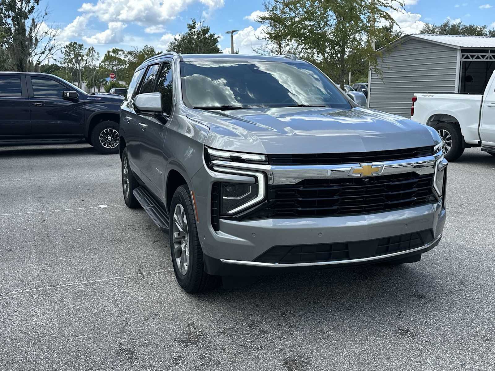 Certified 2025 Chevrolet Tahoe LS RWD image 8