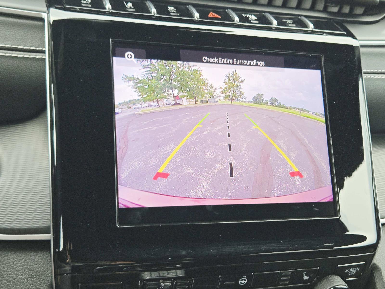 Used 2024 Jeep Grand Cherokee Altitude image 29