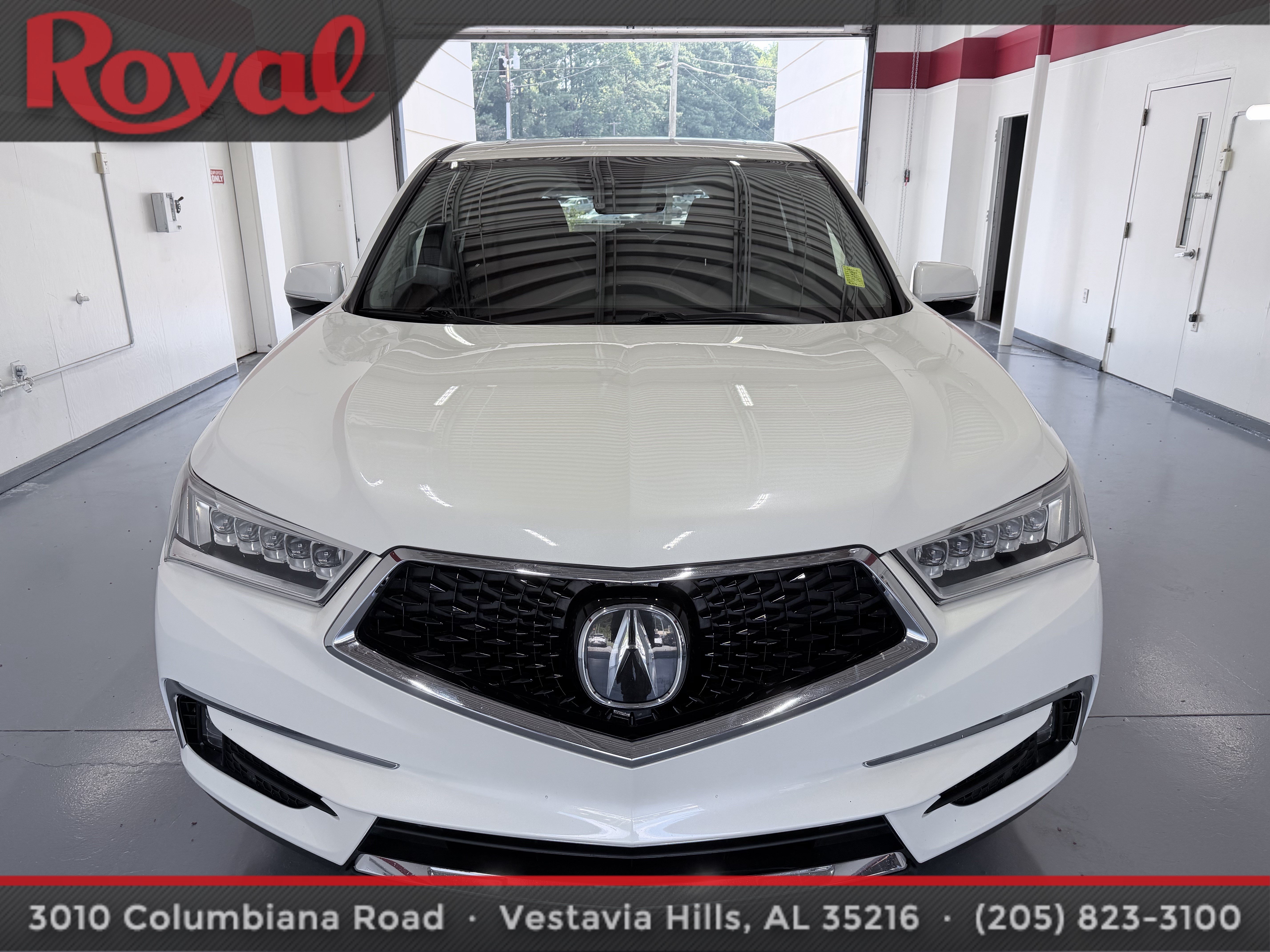 Used 2020 Acura MDX SH-AWD w/ Technology Package image 2