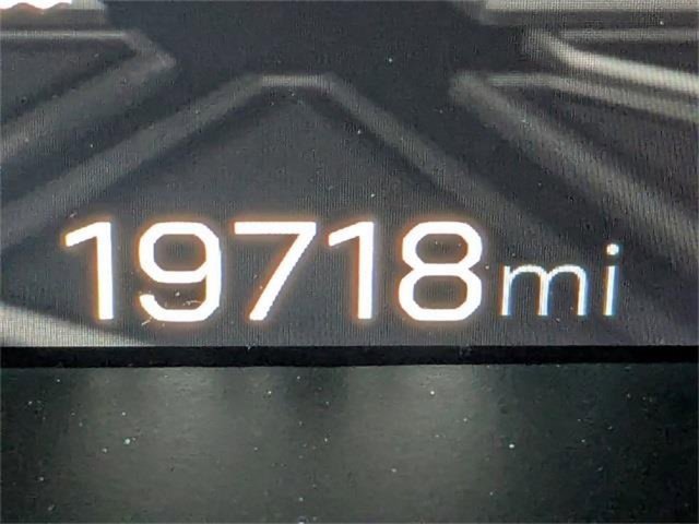 Used 2023 GMC Canyon AT4 w/ AT4 Premium Package image 34