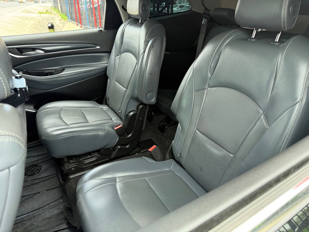 Used 2018 Buick Enclave Essence w/ Trailering Package FWD image 30