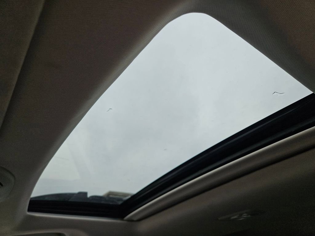 Used 2025 Subaru Outback Onyx Edition AWD/4WD image 23