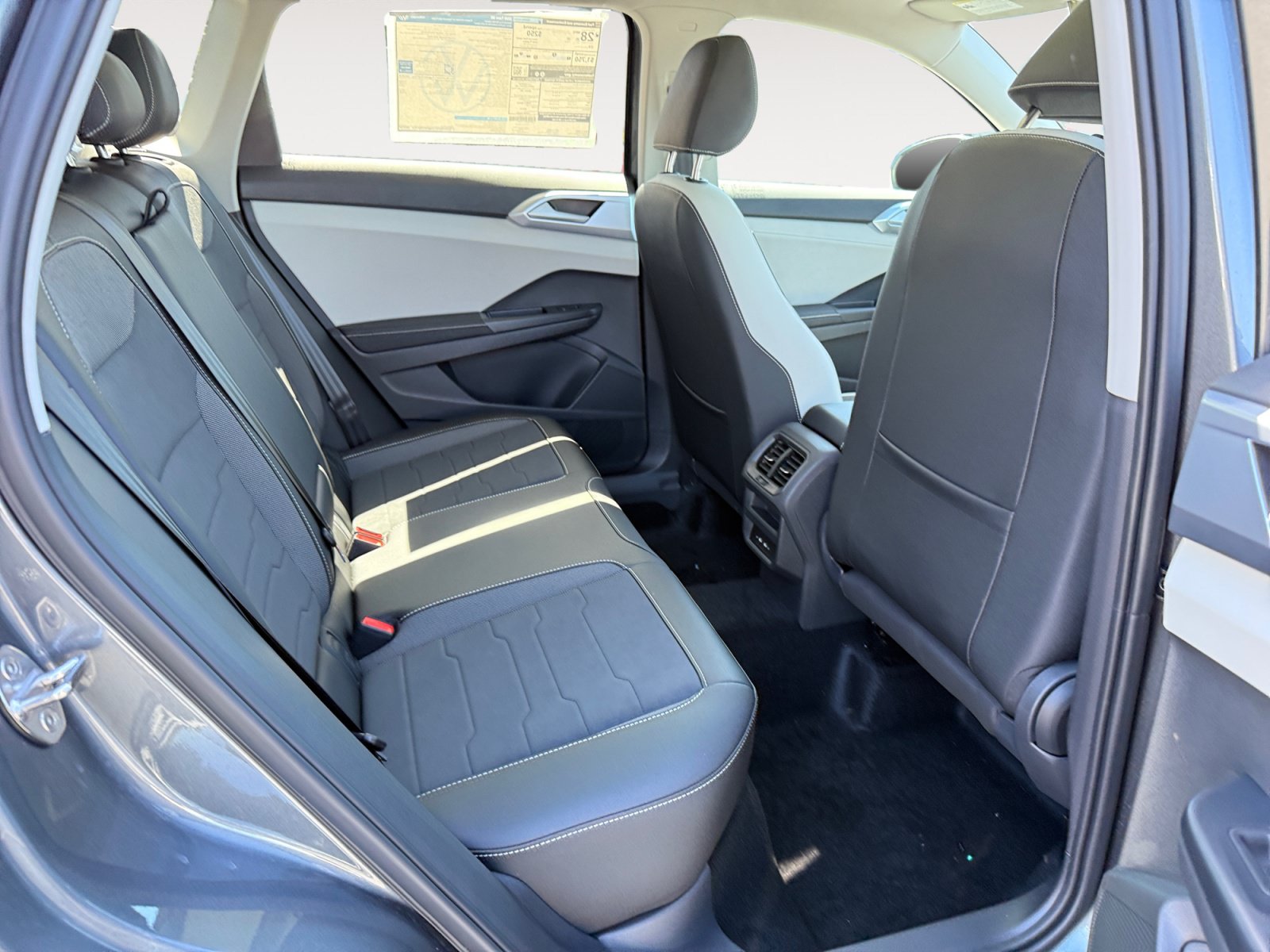 New 2026 Volkswagen Taos SE AWD/4WD image 18