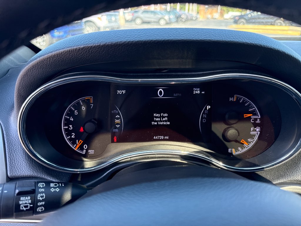Used 2022 Jeep Grand Cherokee Limited AWD/4WD image 38