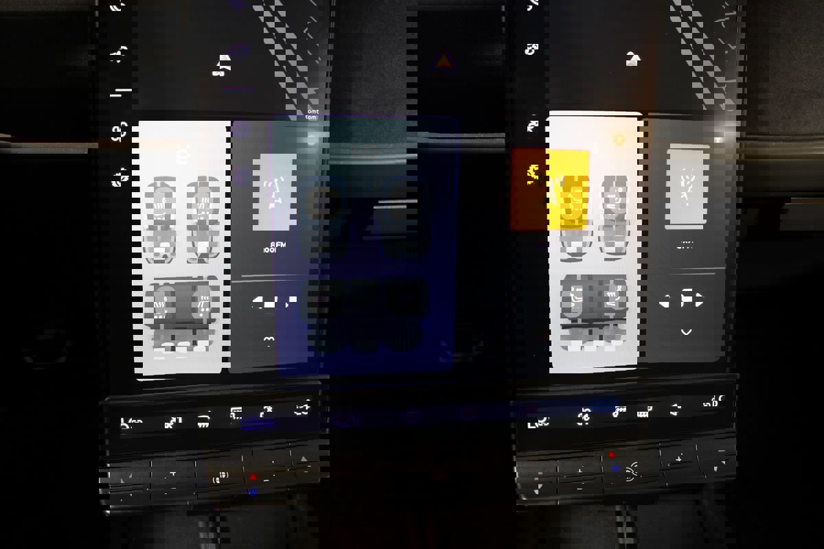 Used 2023 Fisker Ocean Extreme image 17