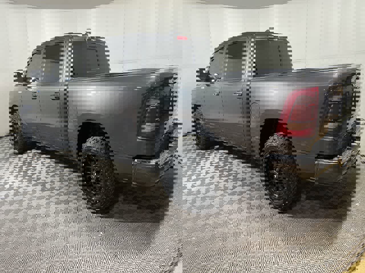 Used 2019 RAM 1500 Big Horn image 6