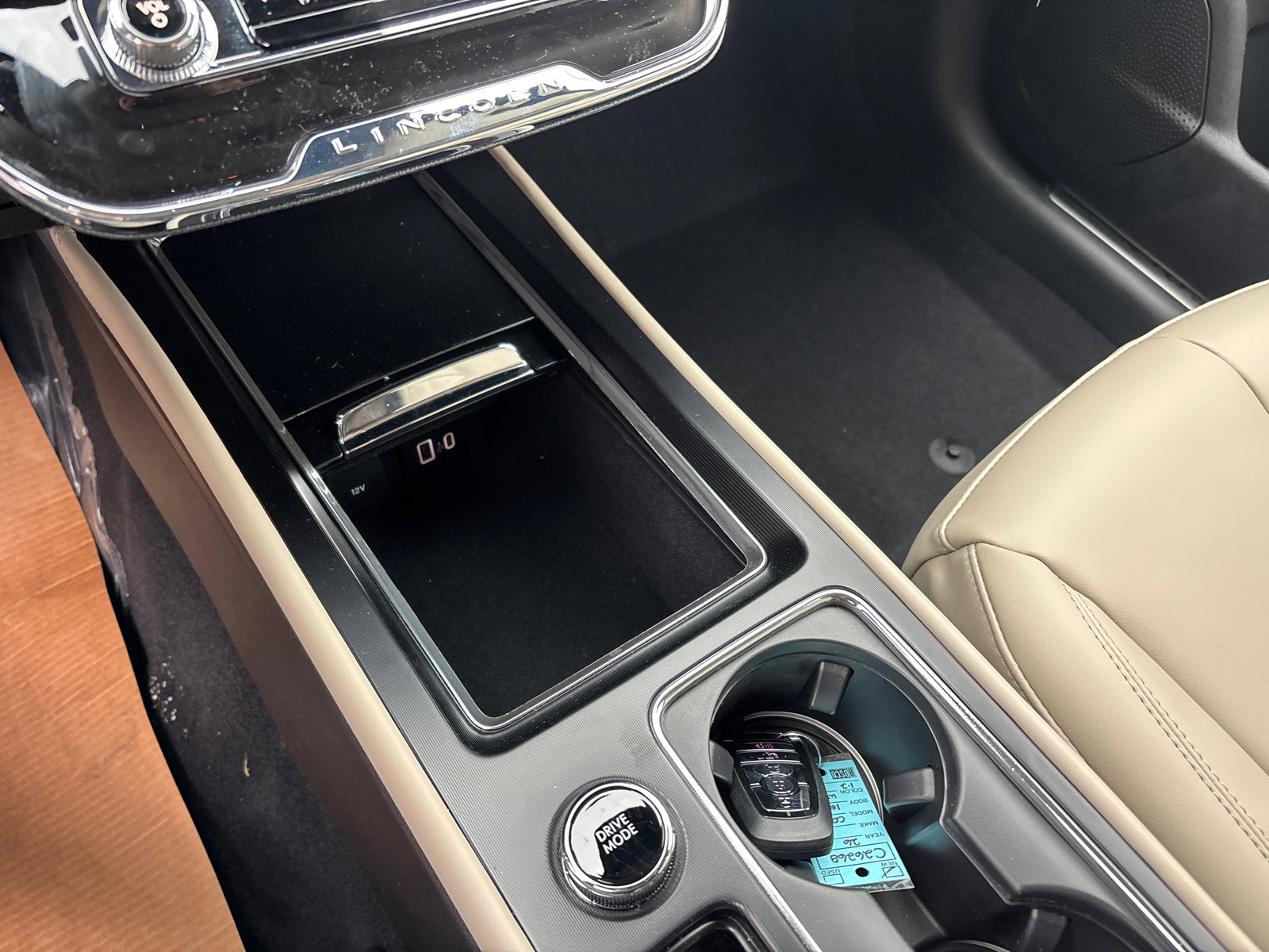 New 2026 Lincoln Corsair Premiere image 23