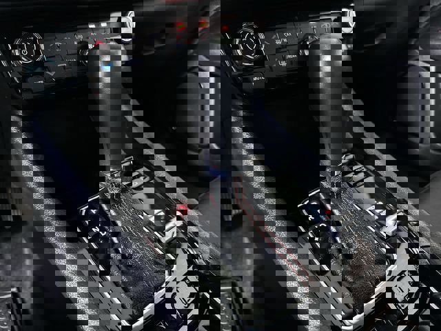 Used 2024 Jeep Compass Trailhawk image 16