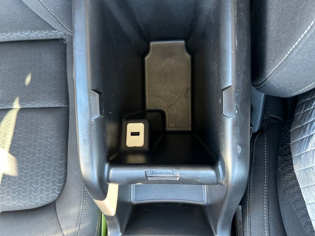 Used 2016 GMC Canyon SLE image 31