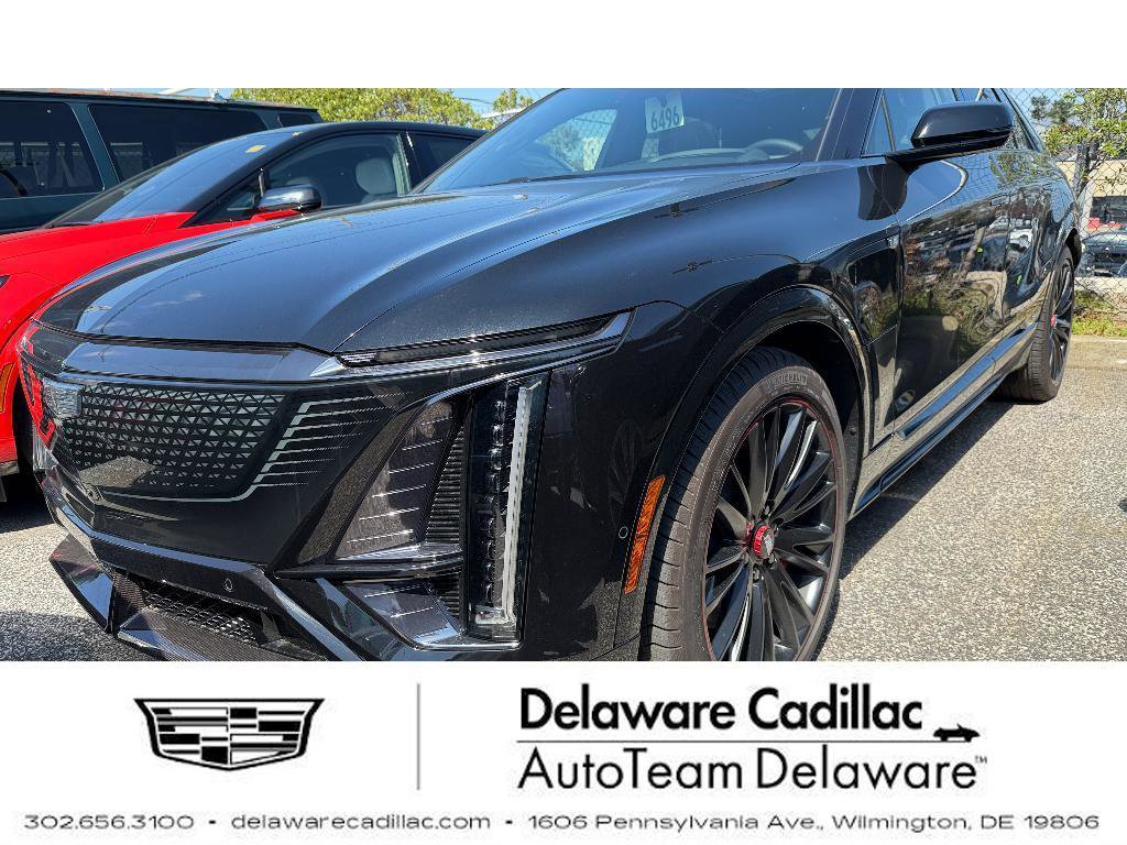 New 2026 Cadillac Lyriq V w/ Exterior Carbon Fiber Package AWD/4WD image 1